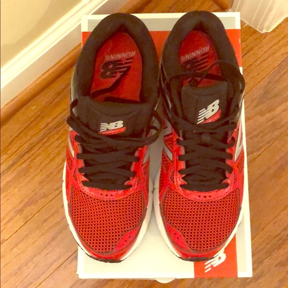 New Balance Shoes - 🆕 New Balance Running Shoes